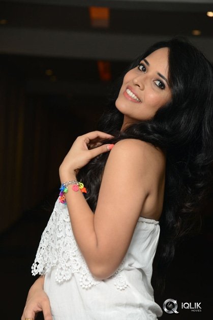 Anasuya-at-Dynamite-Movie-Audio-Launch